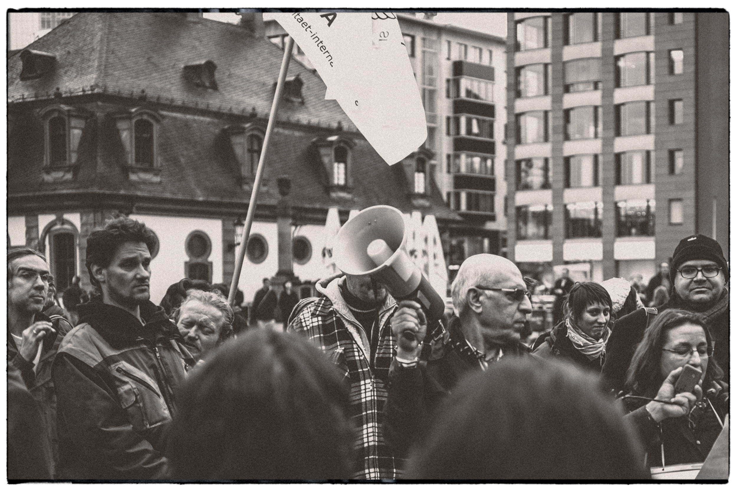 Frankfurt Demo-38.jpg