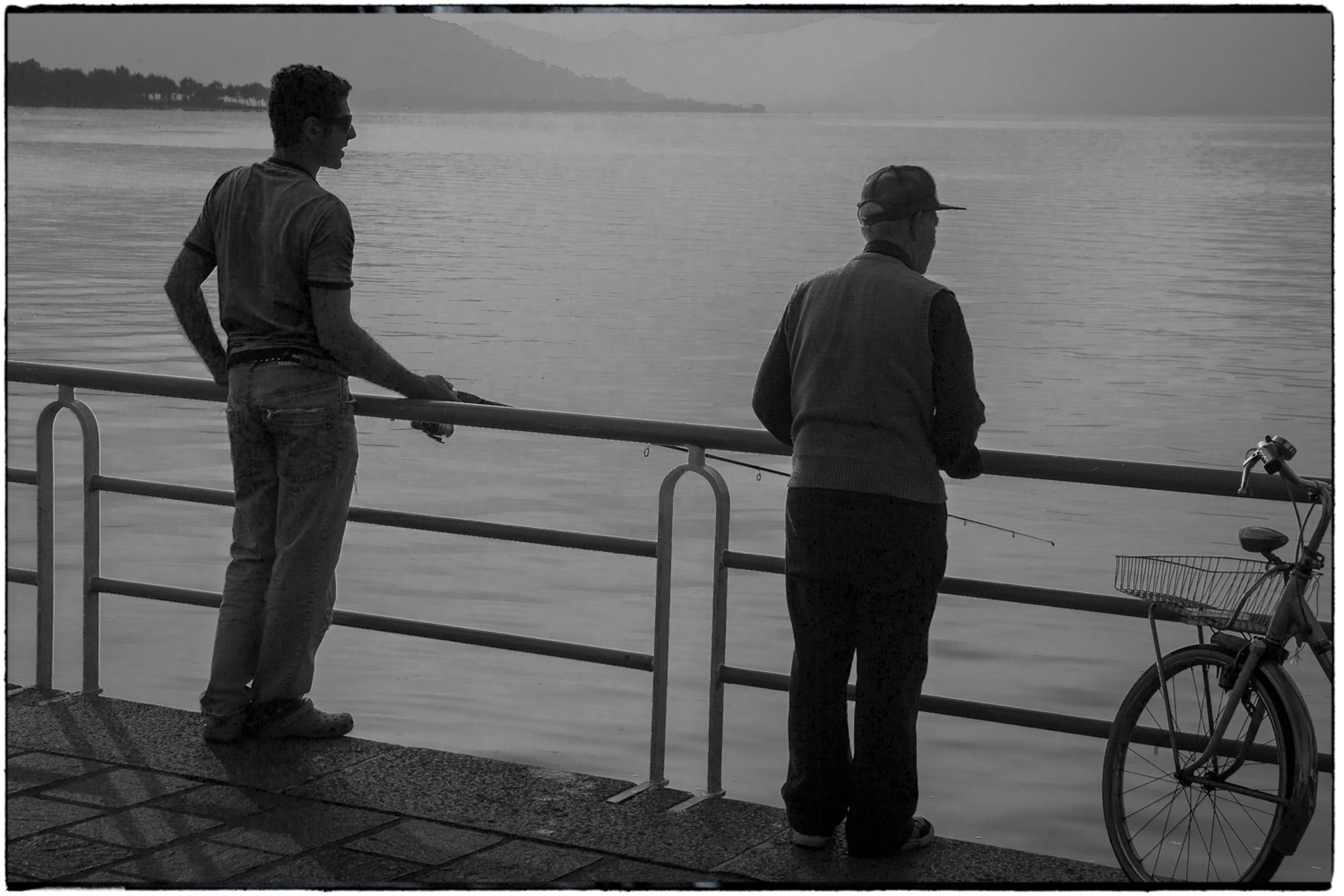 ISEO B&W-5.jpg