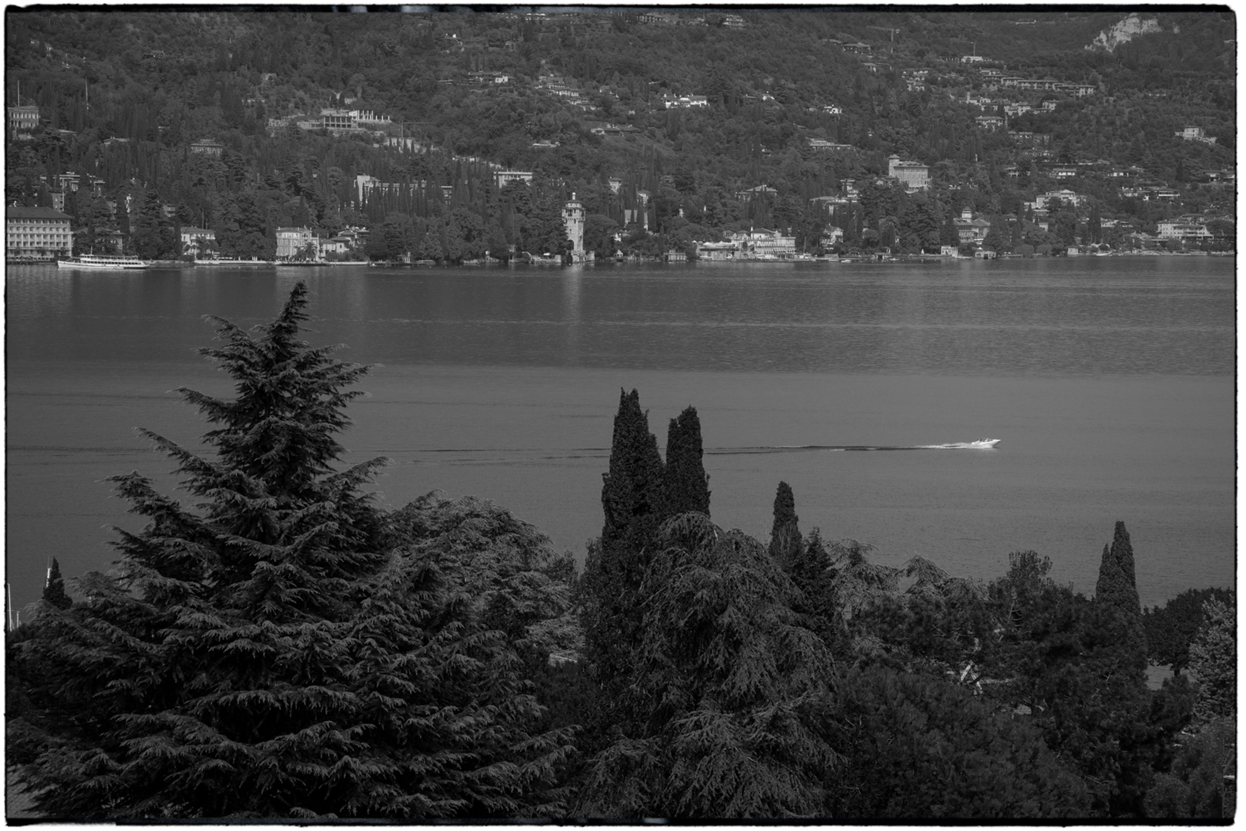 ISEO B&W-13.jpg
