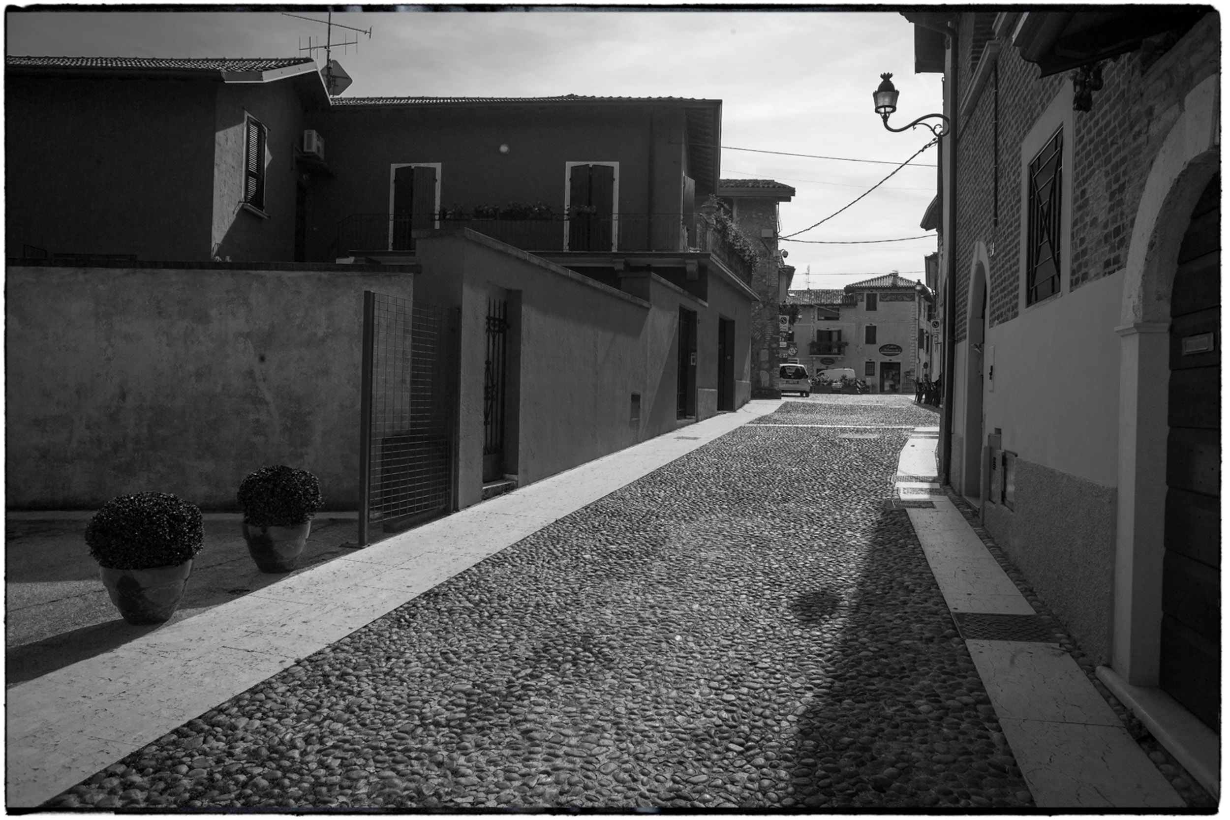 ISEO B&W-18.jpg