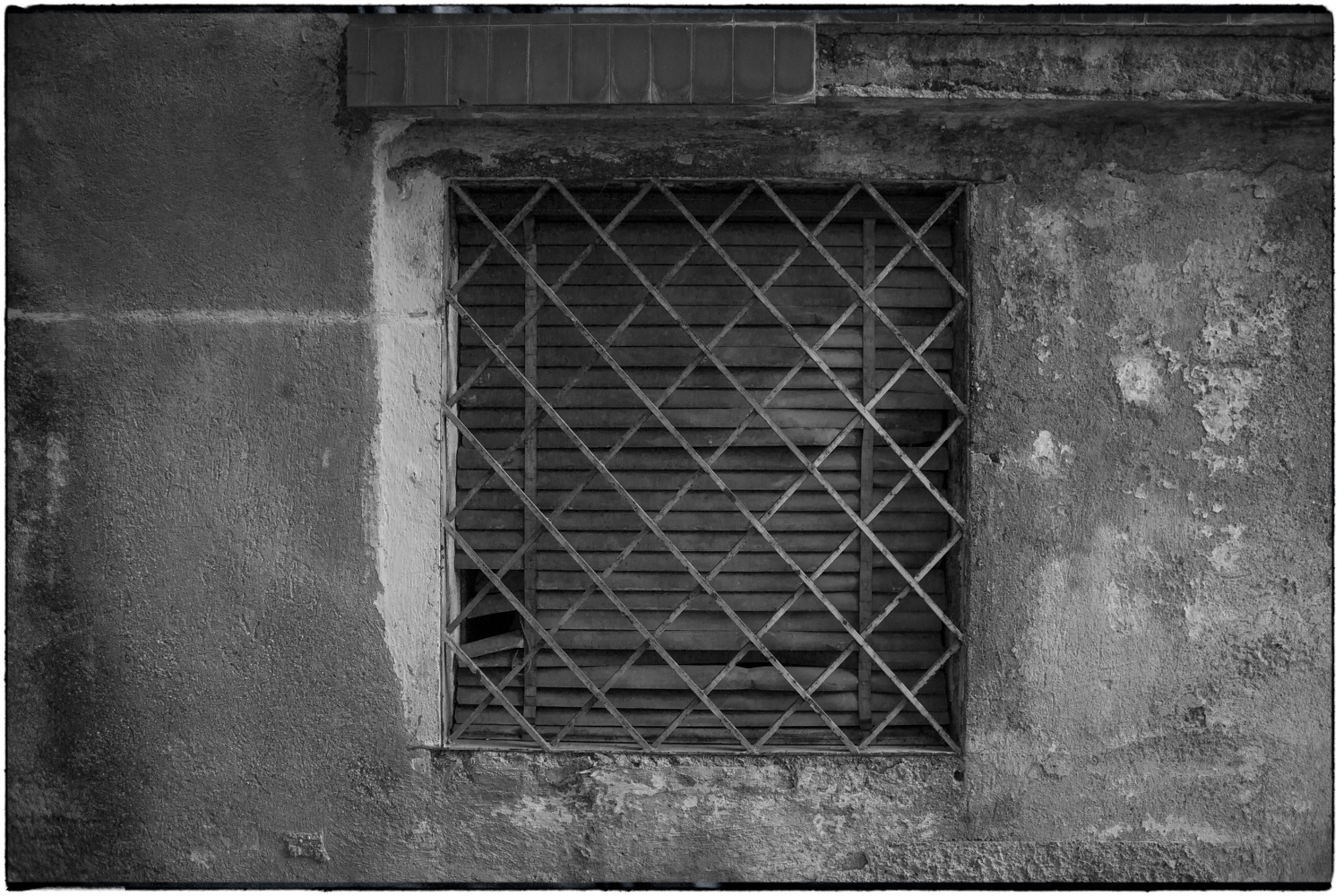 ISEO B&W-32.jpg
