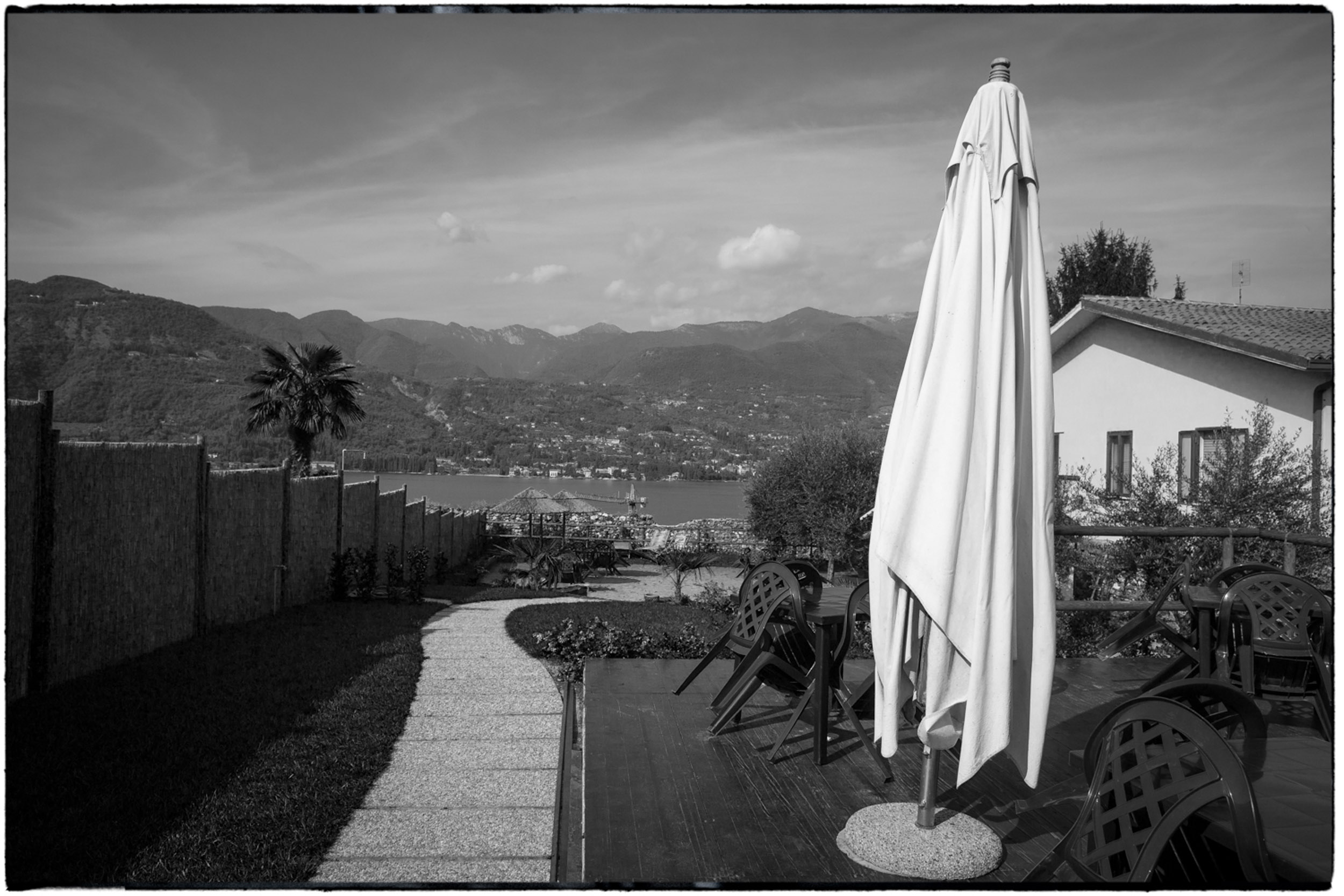 ISEO B&W-38.jpg
