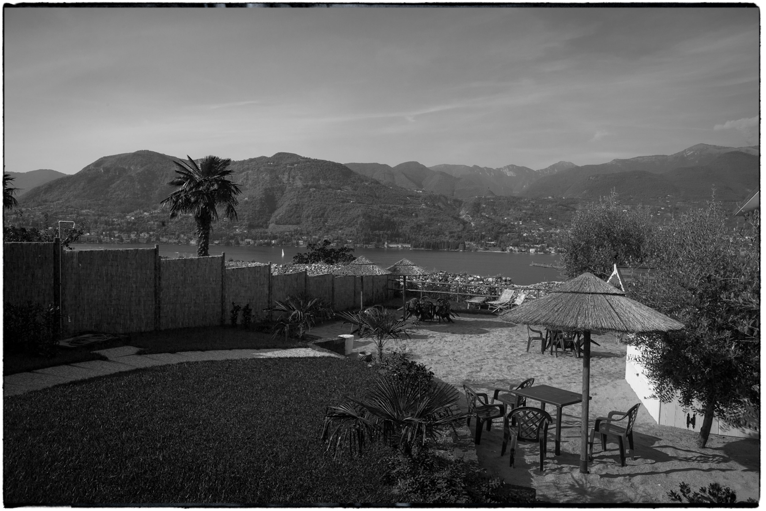 ISEO B&W-39.jpg