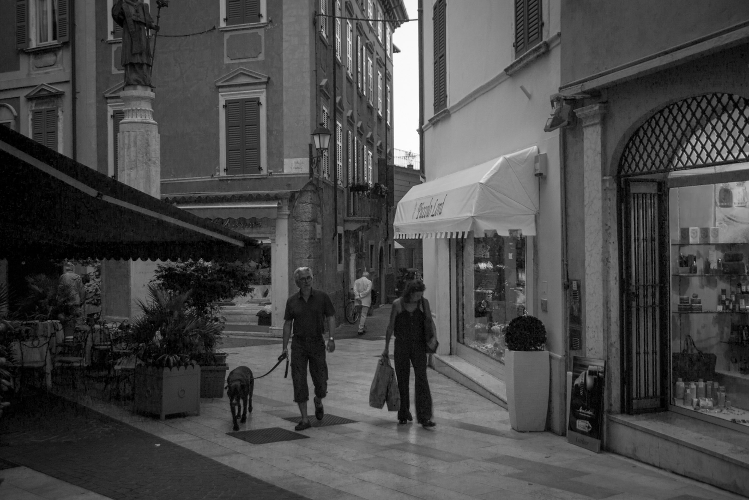 Salo B&W-4.jpg